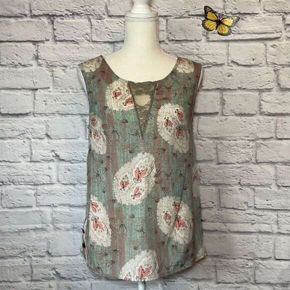 Peppermint Sleeveless Blouse with Lace Inserts Size Small - Picture 2 of 8